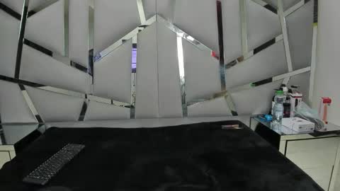 Snapshot of luisa_girlssex chatting on 02-23-26, 02:47 Megan online show from 02-23-26, 02:47