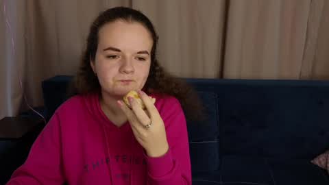 Luisa Rosee online show from 02-17-25, 12:38