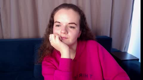 Luisa Rosee online show from 02-19-25, 01:28