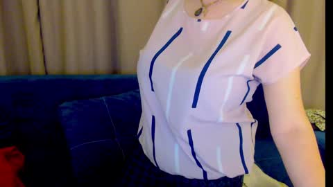 Luisa Rosee online show from 02-22-25, 01:00