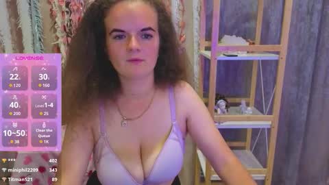 Luisa Rosee online show from 09-09-25, 01:38