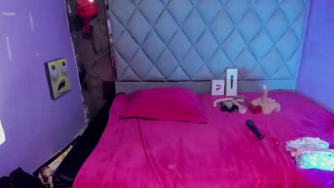 Snapshot of luisanaboob chatting on 01-16-25, 06:25 luisanaboobs online show from 01-16-25, 06:25