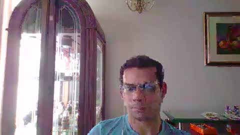 Snapshot of luiselamante chatting on 09-19-25, 08:20 Luis online show from 09-19-25, 08:20