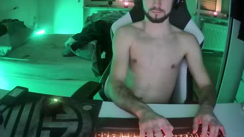 lukasschoetz online show from 01-21-25, 04:27