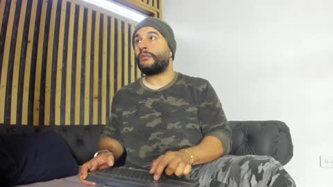 LUKE online show from 12-12-24, 12:22