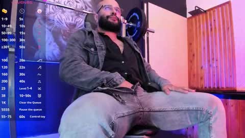 Snapshot of luke__09 chatting on 03-13-26, 05:08 LUKE online show from 03-13-26, 05:08