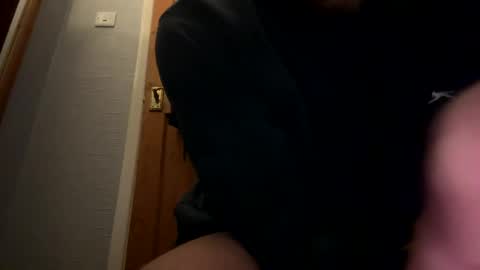 lukeeeeey96 online show from 02-07-25, 08:01