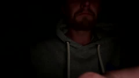 lukeeeeey96 online show from 10-01-25, 04:51