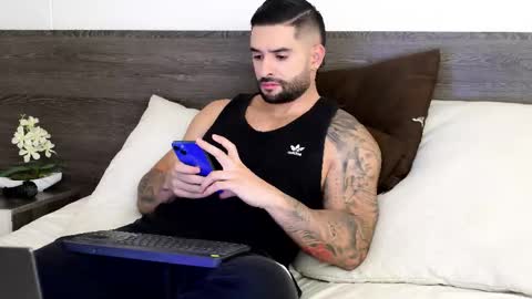 Lukhas f4f online show from 11-21-25, 11:58