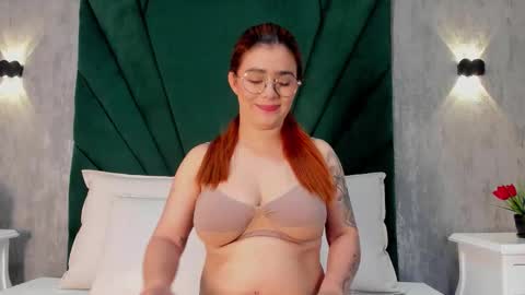 Luli Jones online show from 10-22-25, 11:32