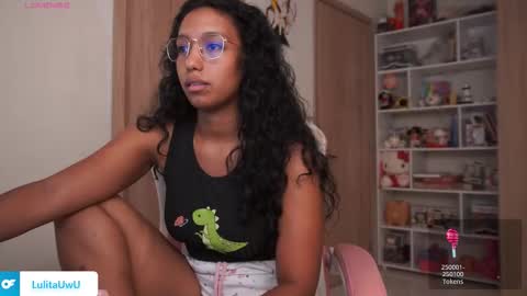 Snapshot of lulitauwu chatting on 09-20-25, 03:29 lulitauwu online show from 09-20-25, 03:29