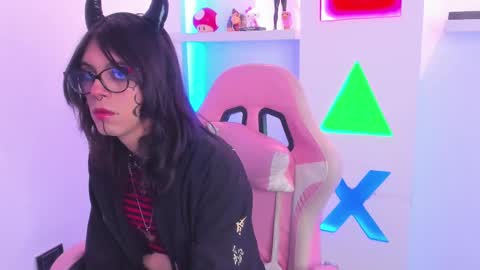 Snapshot of lullaby_charade chatting on 10-21-25, 11:55 Cookie online show from 10-21-25, 11:55