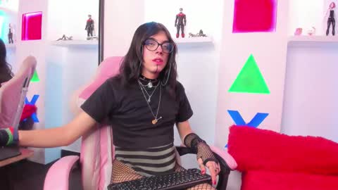 Snapshot of lullaby_charade chatting on 11-01-25, 12:18 Cookie online show from 11-01-25, 12:18