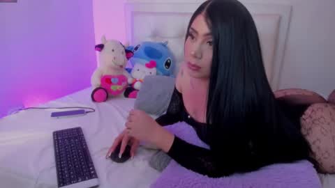 Snapshot of lulu_exotic chatting on 03-07-25, 01:51 BRENDA TATIANA online show from 03-07-25, 01:51