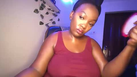 Snapshot of lulu_sparks1 chatting on 11-09-25, 11:47 lulu_sparks1 online show from 11-09-25, 11:47