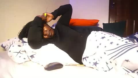 lulu_sparks1 online show from 12-18-25, 12:38