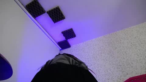 Luly online show from 01-08-26, 04:04