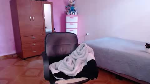 LUMI     online show from 01-16-26, 06:56