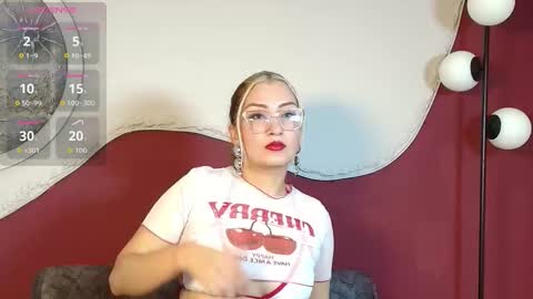 Snapshot of luna__velvet chatting on 02-08-26, 01:14 luna__velvet online show from 02-08-26, 01:14