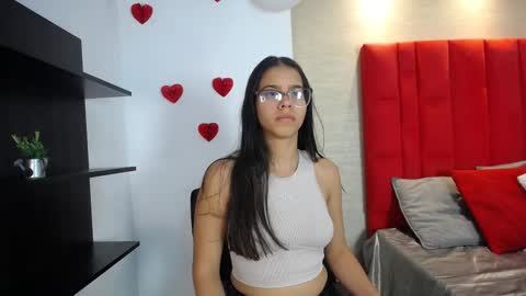 Luna And Titan  online show from 02-23-26, 04:21