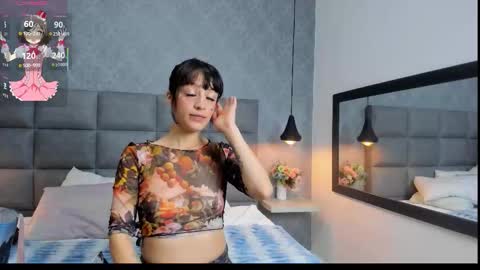 Snapshot of luna_bella3 chatting on 11-25-25, 11:32 Luna online show from 11-25-25, 11:32