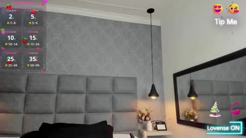 Luna online show from 12-20-25, 10:33