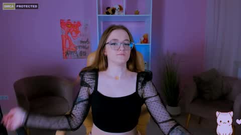 luna_berryy online show from 12-28-24, 02:54