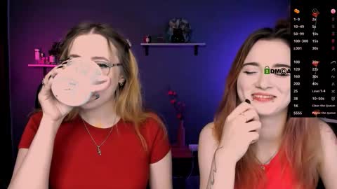 luna_berryy online show from 10-15-25, 09:20