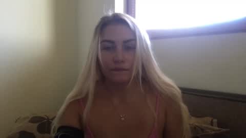 luna_blazer online show from 10-31-25, 10:49