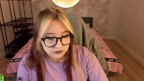 Luna Host online show from 04-07-26, 01:28