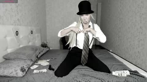 luna_lew1s online show from 02-27-25, 01:38