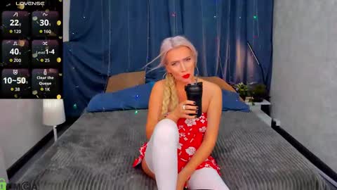 luna_lew1s online show from 11-07-25, 08:58