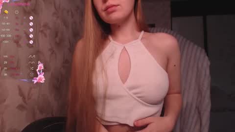 Luna online show from 11-02-25, 05:43