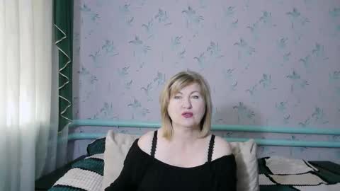 luna_lure11 online show from 11-21-25, 08:57