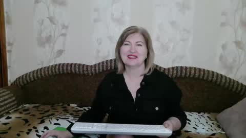 luna_lure11 online show from 01-08-26, 06:43