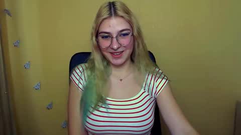 Luna online show from 12-18-24, 09:25