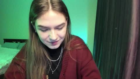 Luna online show from 11-24-25, 08:08