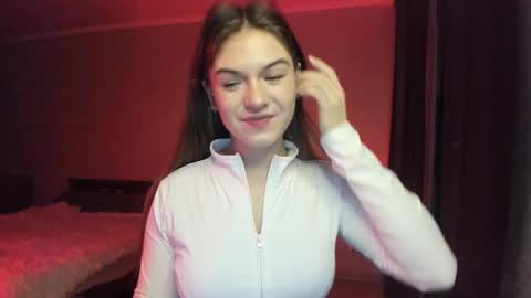 Luna online show from 11-30-25, 03:32