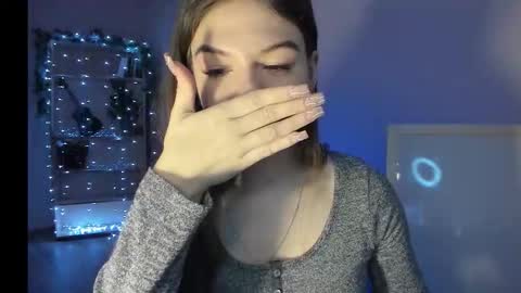 Luna online show from 12-19-25, 05:36