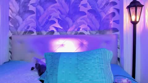 Luna Morgan online show from 11-13-25, 03:38