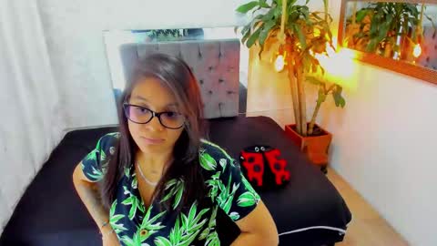 luna_peterson online show from 09-23-25, 03:42
