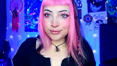 MISS LUNA  online show from 02-26-25, 08:04