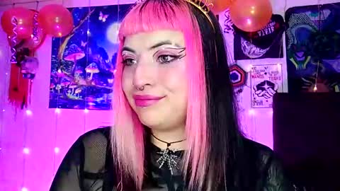 MISS LUNA  online show from 03-12-25, 02:52