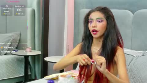 LUNA  online show from 10-08-25, 10:51