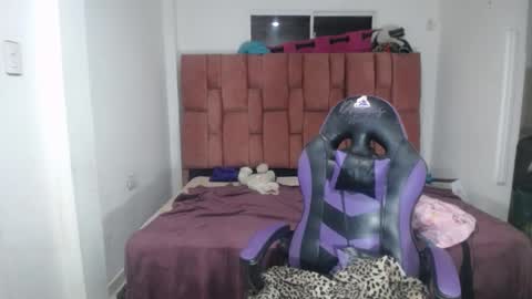 Snapshot of luna_rosita chatting on 12-05-24, 12:52 Luna online show from 12-05-24, 12:52