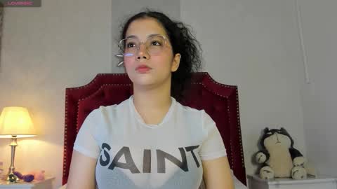 L U N A   Try my private  online show from 11-09-25, 12:03