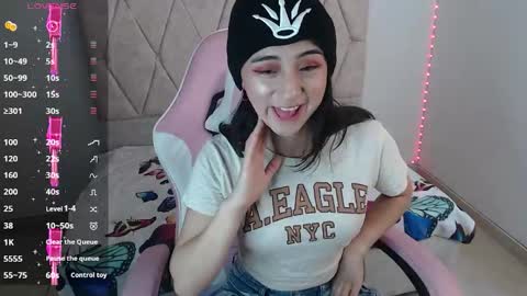 luna_roussee online show from 03-01-25, 06:32