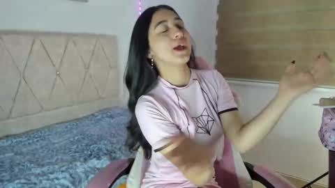 luna_roussee online show from 10-01-25, 10:49