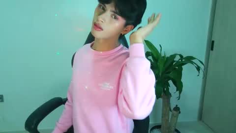 Snapshot of luna_stanford chatting on 01-10-26, 07:43 Luna Stanford online show from 01-10-26, 07:43