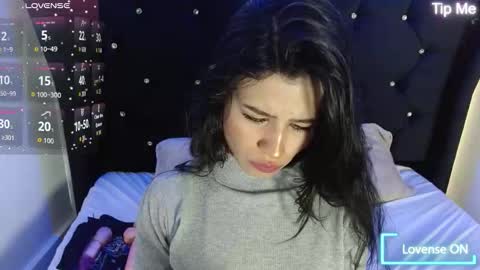 luna_starr69 online show from 11-26-25, 01:23